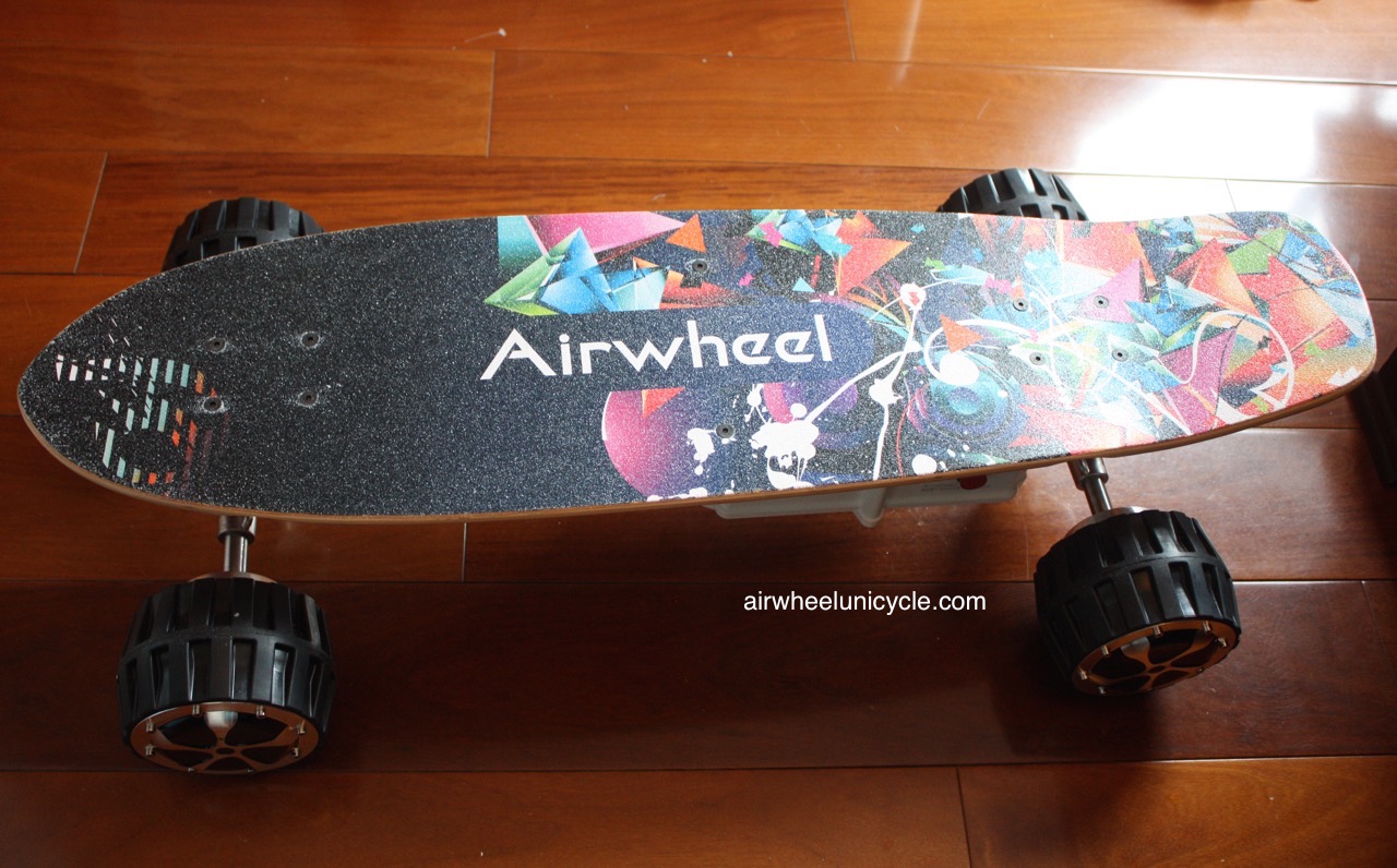 Airwheel skateboard eléctrico, una mezcla de tecnología tradicional y  moderna.